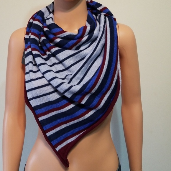 Vince Camuto Women's Stripe Knit Scarf/Bandana NWT - Picture 1 of 6